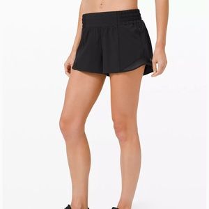 Lululemon hotty hot shorts 4”